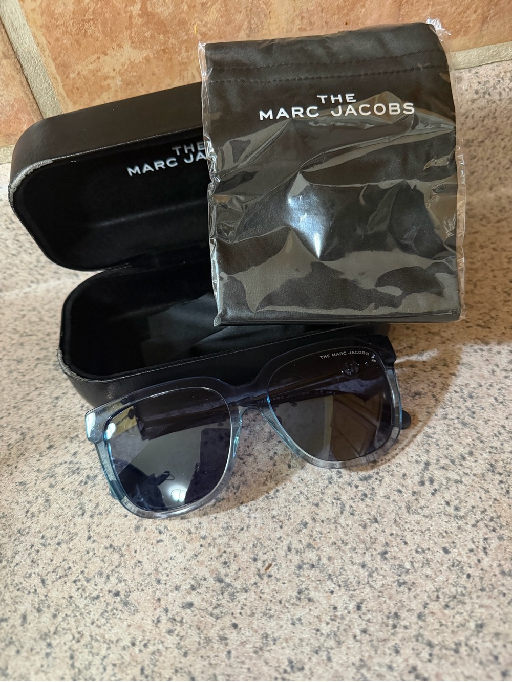 Like New! Marc Jacobs - Marc 580S/ZX9KU Women’s Plastic Sunglasses